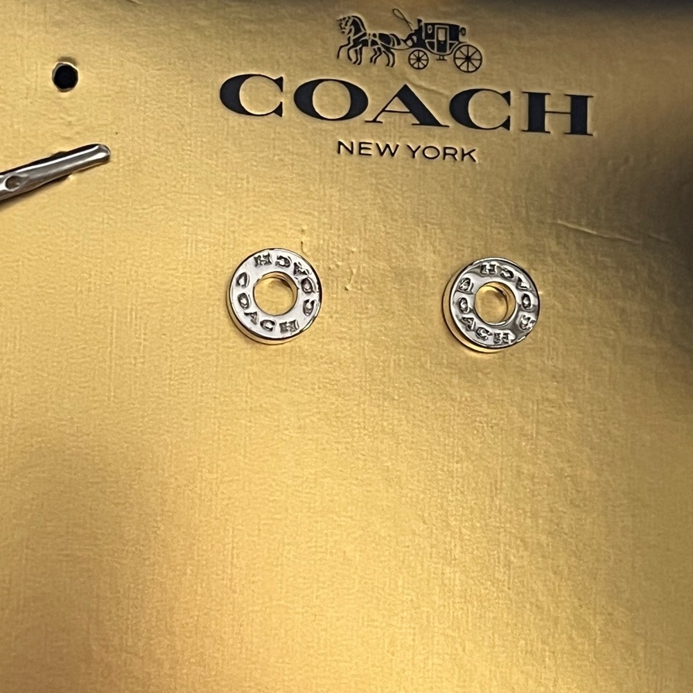 NEW COACH Signature Stud Earrings Classic Silver Color Women Casual Classic - Picture 3 of 7